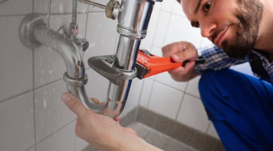 Professional same day plumber services in Honor, MI